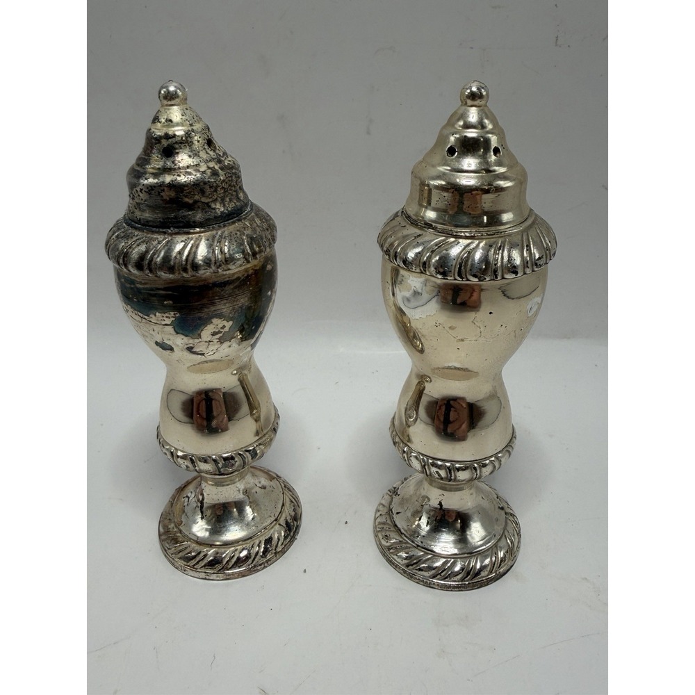 Vintage Neco Silver Plate Salt and‎ Pepper Shakers Set Made in USA